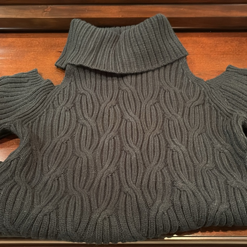 Evereve Open Shoulder Turtleneck Sweater - Picture 8 of 8